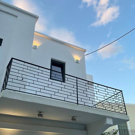 Sol Living Villa Tínos Buitenkant foto